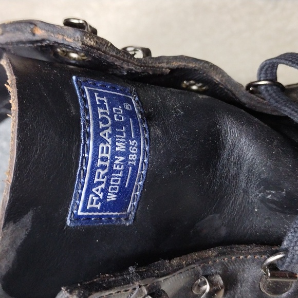 Wolverine 1000 Mile men's black leather & gray wool ankle boots. Mint. Size 11.5 - Picture 4 of 16